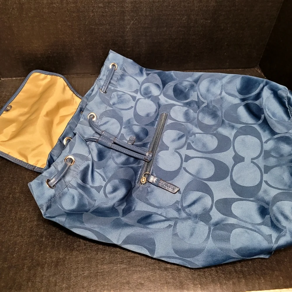 Coach Signature C's Nylon Getaway Backpack Teal # E1457-F30781 - Picture 10 of 14